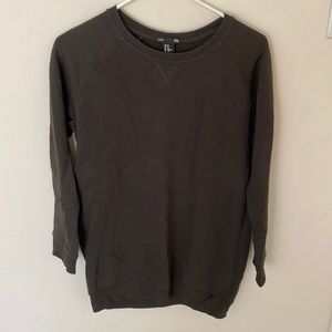 H&M basic green tunic top